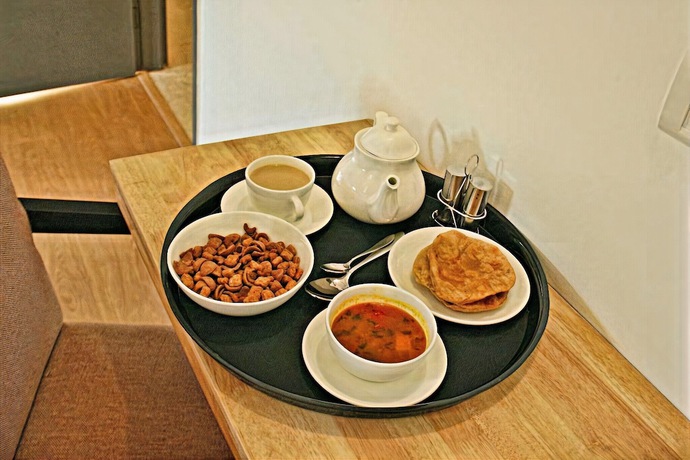 Imagen del bar/restaurante del Hotel Sahu. Foto 3