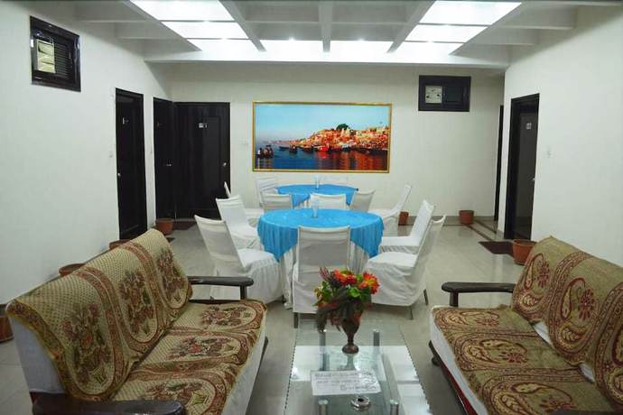 Imagen de los interiores del Hotel Sahu. Foto 17