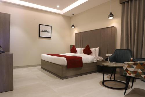 Imagen de la habitación del Hotel Sai. Foto 19