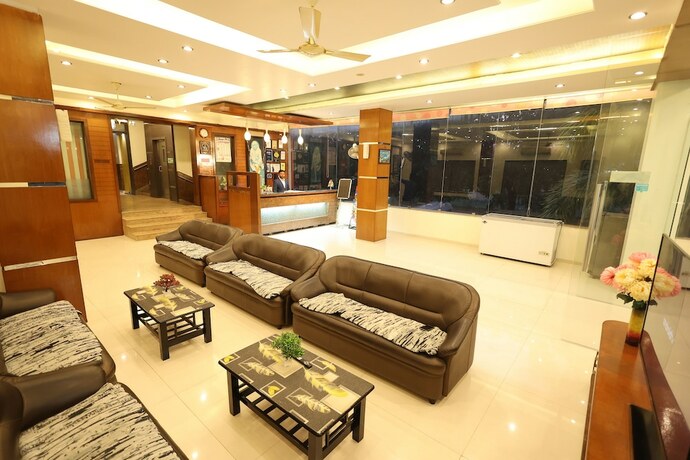 Imagen general del Hotel Sai Grand Castle Inn. Foto 9