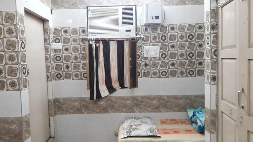 Imagen de la habitación del Hotel Sai Kripa Guest House. Foto 11
