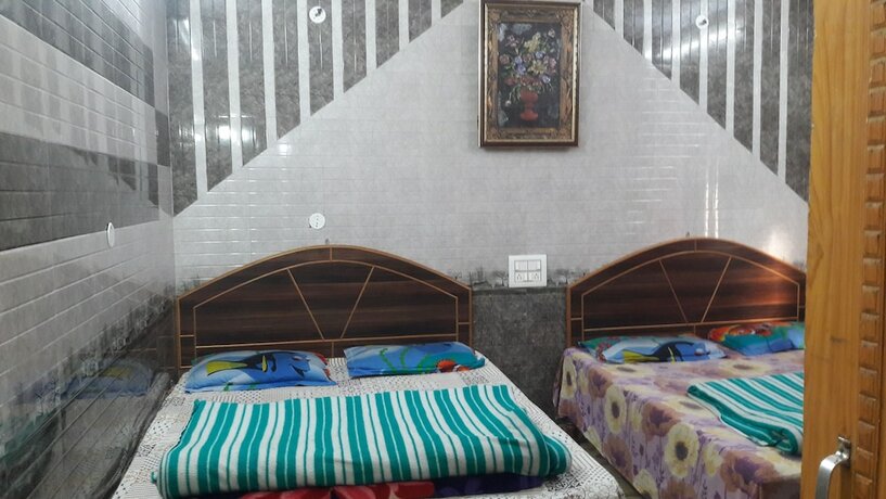 Imagen de la habitación del Hotel Sai Kripa Guest House. Foto 18