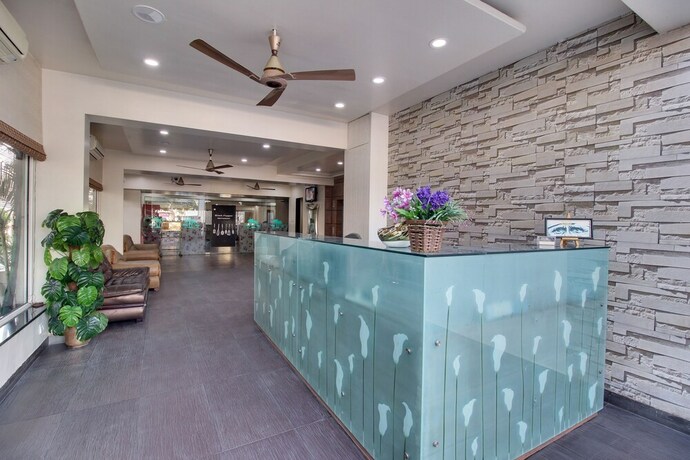 Imagen de los interiores del Hotel Sai Miracle. Foto 37