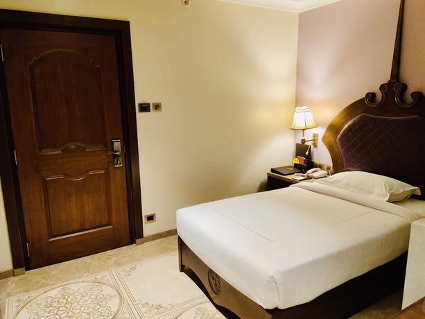 Imagen de la habitación del Hotel Sai Palace, Mangalore. Foto 7