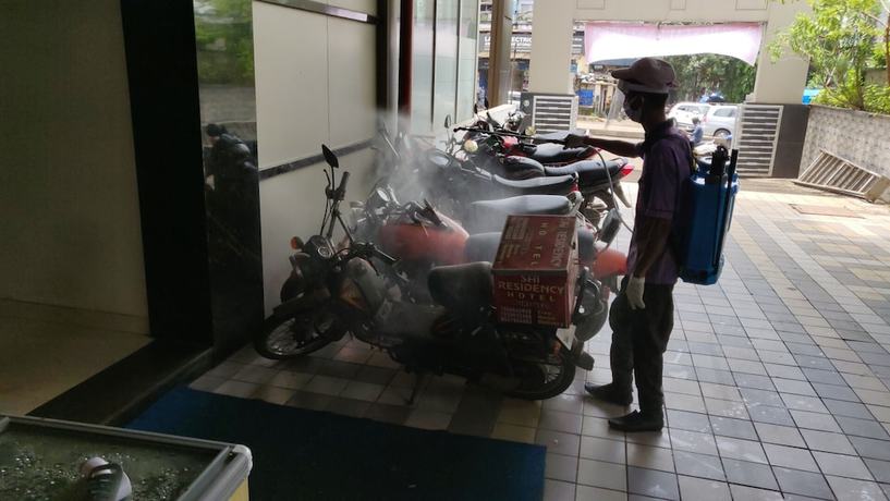 Imagen de los interiores del Hotel Sai Residency Vasai. Foto 19