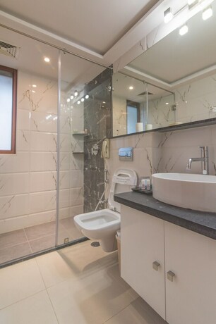 Imagen de la habitación del Hotel Sai Vishram Business. Foto 19