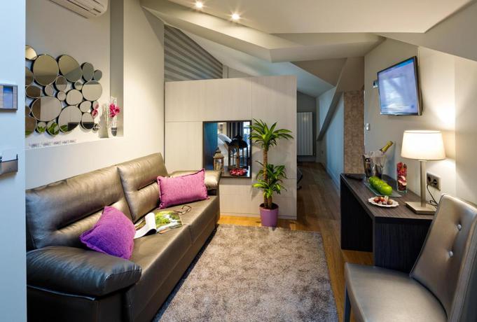 Imagen de los interiores del Hotel Saiaritz. Foto 11