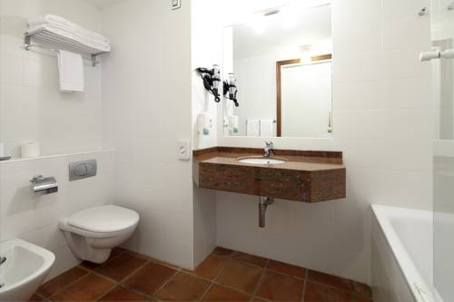 Imagen de la habitación del Hotel Saiaz Getaria Hotela. Foto 4