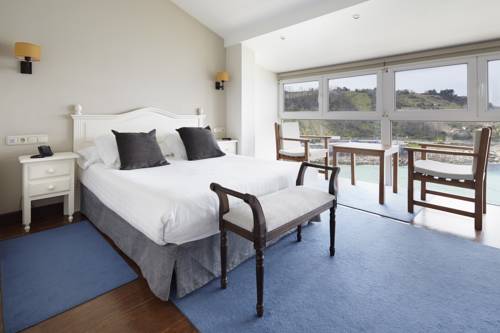 Imagen de los exteriores del Hotel Saiaz Getaria Hotela. Foto 13