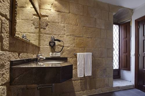 Imagen de la habitación del Hotel Saiaz Getaria Hotela. Foto 9