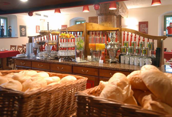 Imagen del bar/restaurante del Hotel Saigerhuette. Foto 11