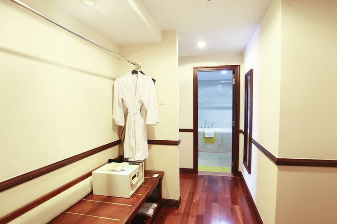 Imagen de la habitación del Hotel Saigon Dalat. Foto 18