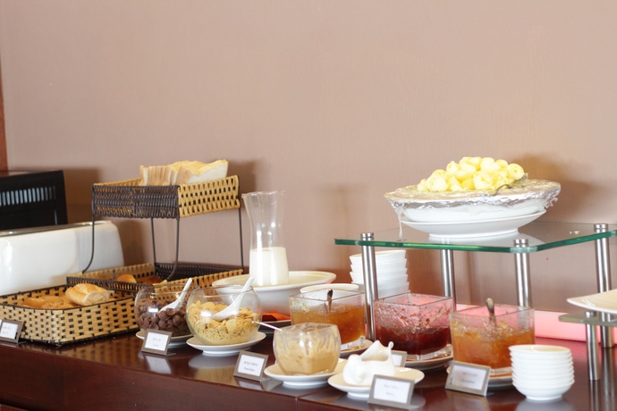 Imagen del bar/restaurante del Hotel Saigon. Foto 4