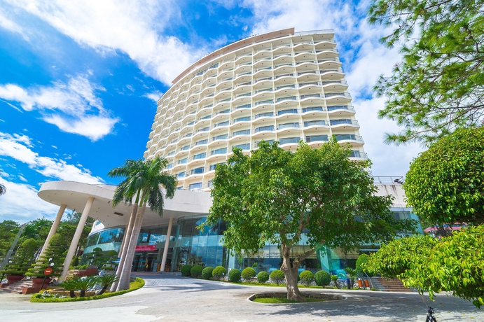 Imagen de los exteriores del Hotel Saigon Halong. Foto 5