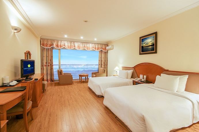 Imagen de los interiores del Hotel Saigon Halong. Foto 12