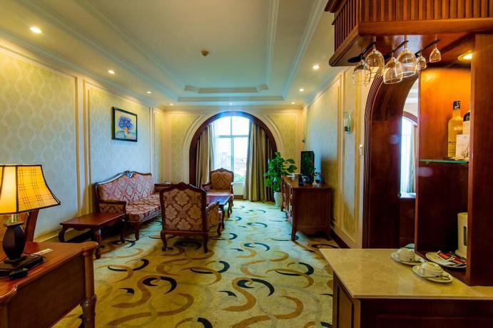 Imagen de la habitación del Hotel Saigon Kim Lien Vinh. Foto 17