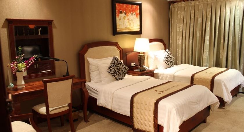 Imagen del bar/restaurante del Hotel Saigon Park Resort. Foto 4