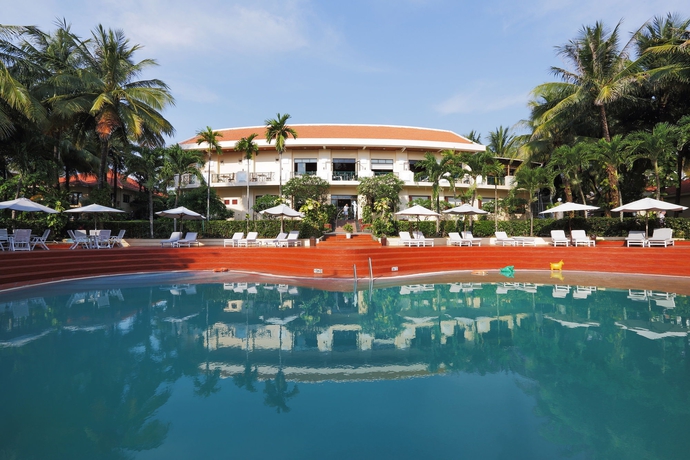 Imagen de la piscina del Hotel Saigon Phu Quoc Resort. Foto 15