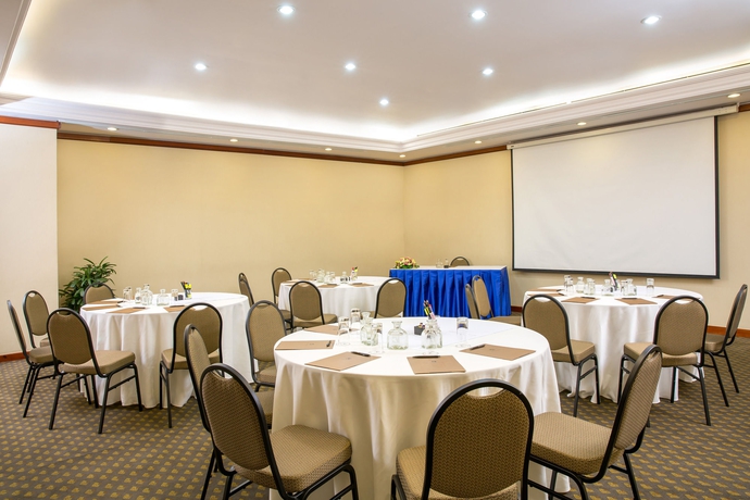 Imagen de los interiores del Hotel Saigon Prince. Foto 12