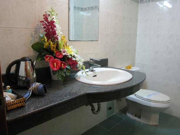 Imagen de la habitación del Hotel Saigon Royal. Foto 4