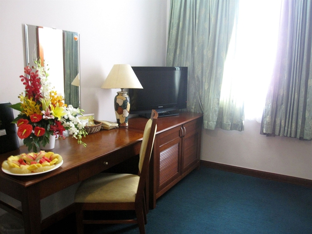 Imagen de la habitación del Hotel Saigon Royal. Foto 6