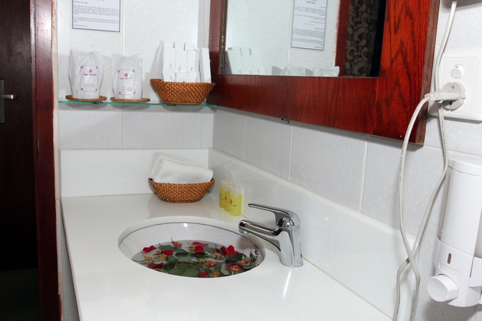 Imagen de la habitación del Hotel Saigon Star. Foto 8