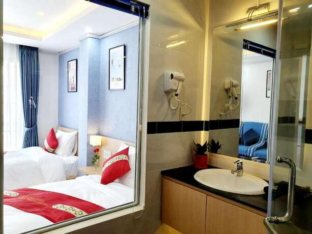 Imagen de la habitación del Hotel Saigon Sweet Hotel. Foto 3