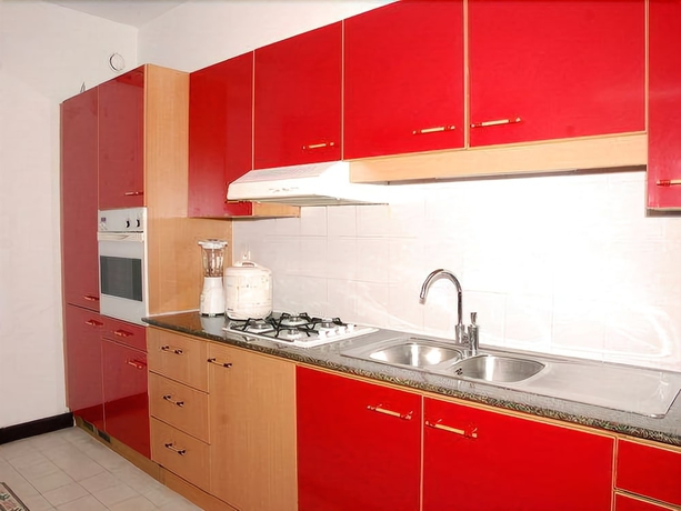 Imagen de la habitación del Hotel Saigon Village. Foto 10