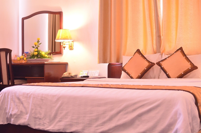 Imagen de la habitación del Hotel Saigontourane. Foto 10