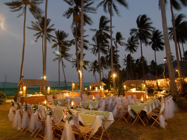 Imagen del bar/restaurante del Hotel Saii Phi Phi Island Village. Foto 12