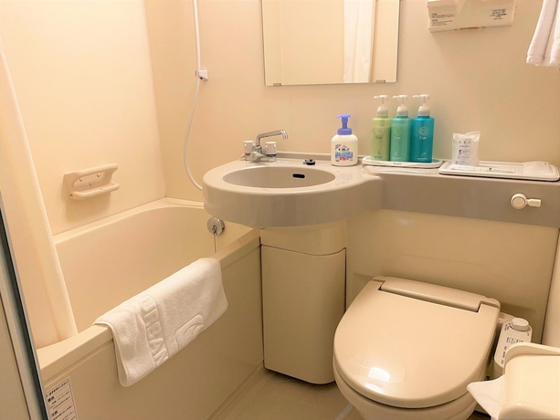 Imagen de la habitación del Hotel Saijo Urban. Foto 13
