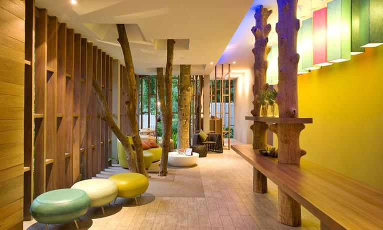 Imagen de los interiores del Hotel Saikaew Beach Resort. Foto 19