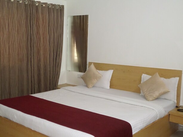 Imagen de la habitación del Hotel Saikrupa. Foto 23