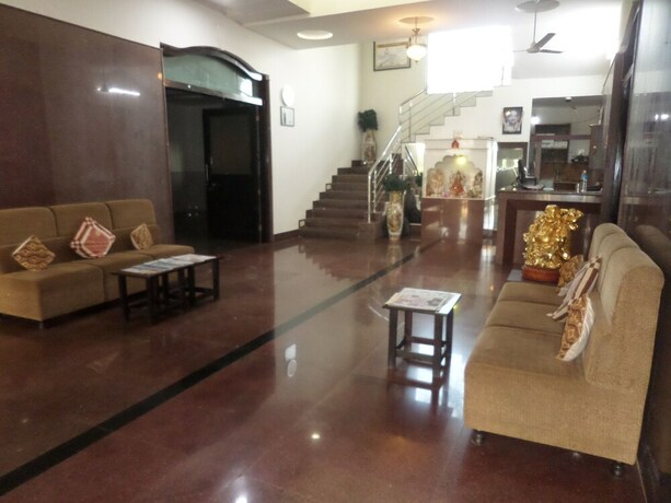 Imagen de los interiores del Hotel Saikrupa. Foto 38