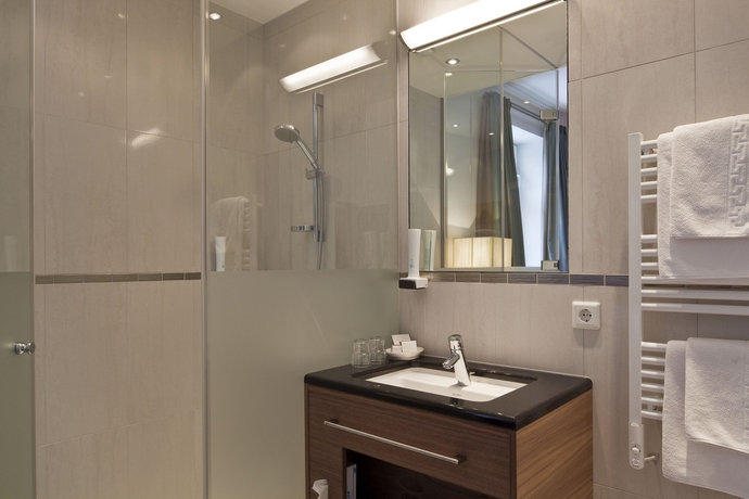 Imagen de la habitación del Hotel Sailer. Foto 6