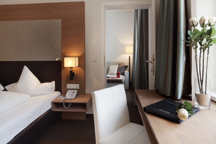 Imagen de la habitación del Hotel Sailer. Foto 7