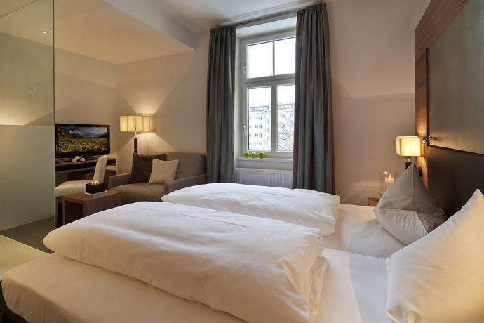 Imagen de la habitación del Hotel Sailer. Foto 8