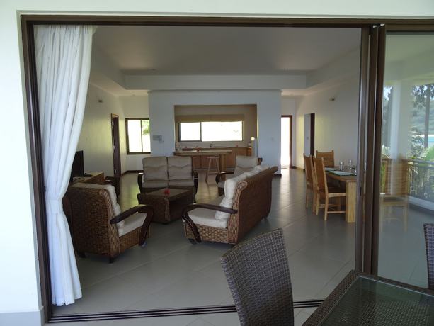 Imagen de la habitación del Hotel Sailfish Beach Villas. Foto 9