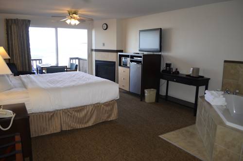Imagen de la habitación del Hotel Sailor Jack's Oceanfront Inn. Foto 11