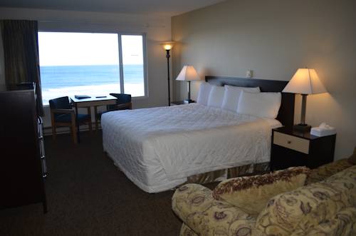 Imagen de la habitación del Hotel Sailor Jack's Oceanfront Inn. Foto 12