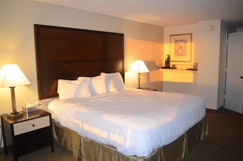 Imagen de la habitación del Hotel Sailor Jack's Oceanfront Inn. Foto 13
