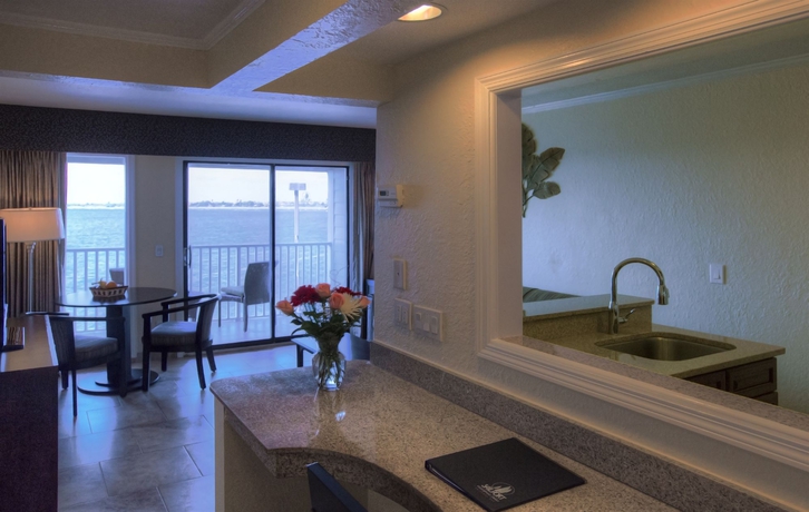 Imagen de la habitación del Hotel Sailport Waterfront Suites. Foto 8