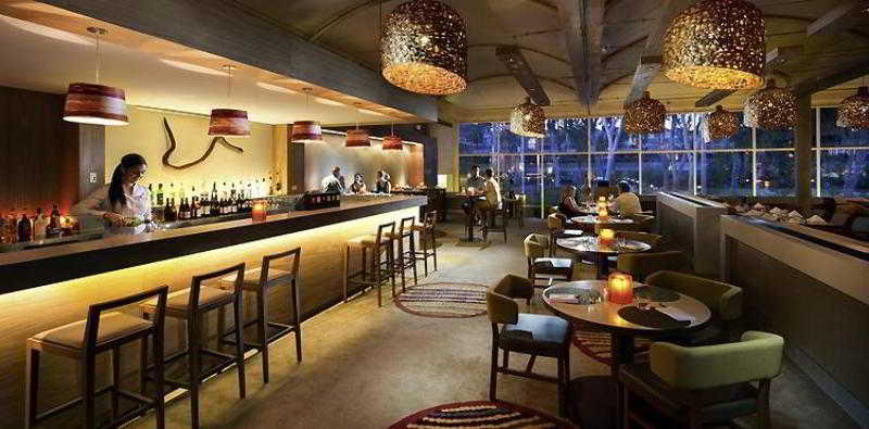 Imagen del bar/restaurante del Hotel Sails In The Desert. Foto 14
