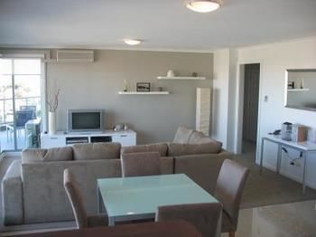 Imagen de los interiores del Hotel Sails Luxury Apartments, Forster. Foto 10