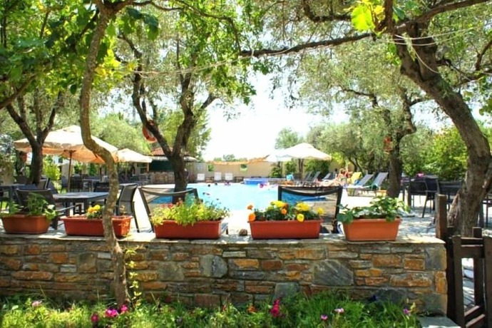 Imagen de la piscina del Hotel Saily Beach. Foto 15