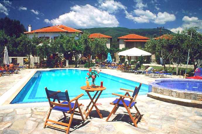 Imagen de la piscina del Hotel Saily Beach. Foto 18