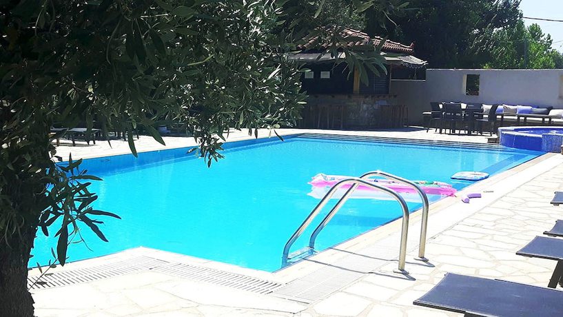 Imagen de la piscina del Hotel Saily Beach. Foto 19