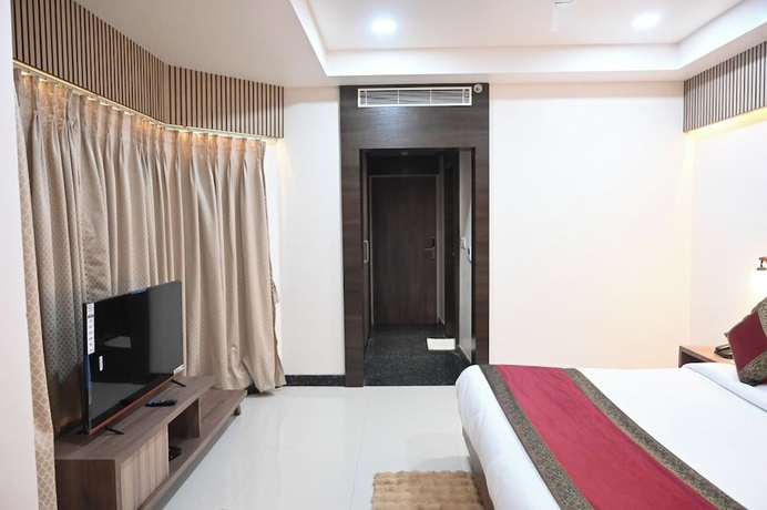 Imagen de la habitación del Hotel Sainik Grand. Foto 5