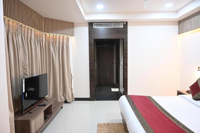 Imagen de la habitación del Hotel Sainik Grand. Foto 8