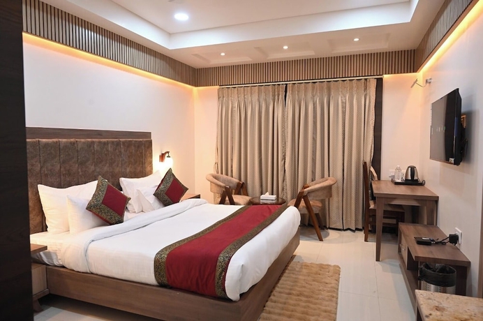 Imagen de la habitación del Hotel Sainik Grand. Foto 11